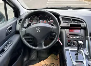 Peugeot  3008 1.6 hdi 115 allure 2014 - imagine 5