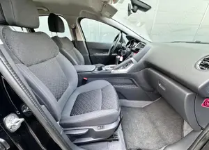 Peugeot  3008 1.6 hdi 115 allure 2014 - imagine 10