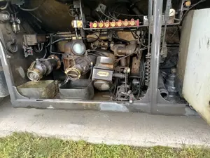 Vand ansamblu cisterna + cap tractor produse petroliere - imagine 5