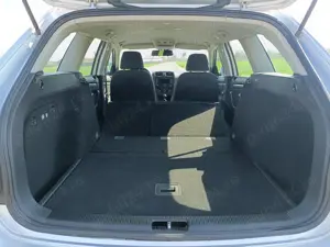 Volkswagen Golf VI Variant 1.6 TDI an 2010   225.000 km - imagine 8