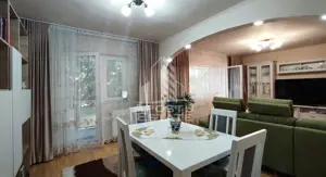Apartament 4 camere, centrala proprie, zona Miorita - imagine 6