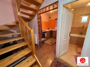 De vanzare apartament 3 camere, pe doua nivele - imagine 3