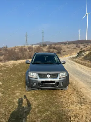 Suzuki Grand Vitara. 