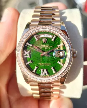 Rolex Day-Date 36 mm Rose Gold Verde Diamante ETA 2834