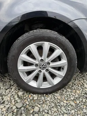 Volkswagen Touran 1.6 TDI DSG Highline - imagine 20