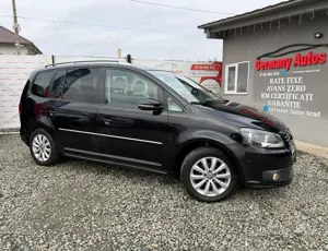 Volkswagen Touran 1.6 TDI DSG Highline - imagine 11