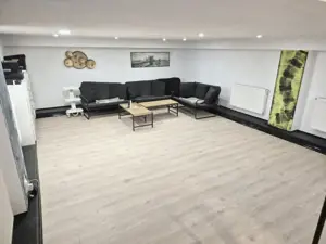 Apartament 4 camere, 130mp utili, garaj , parter -Complexul Studentesc