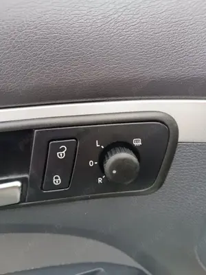 Volkswagen Touran 1.6 TDI BlueMotion Technology Comfortline - imagine 11