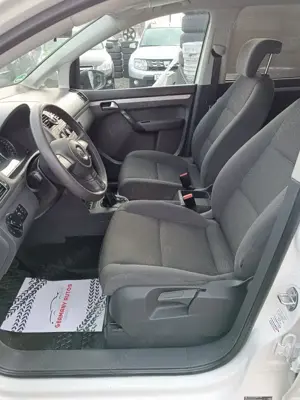 Volkswagen Touran 1.6 TDI BlueMotion Technology Comfortline - imagine 14