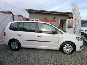 Volkswagen Touran 1.6 TDI BlueMotion Technology Comfortline - imagine 2