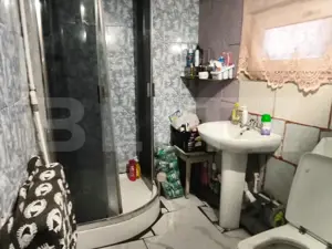 Casa parter 70 mp utili si 185 mp teren stradal, zona Ambasador - imagine 10