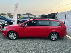 Volkswagen Passat Variant 2.0 TDI BlueMotion Technology DSG Highline - imagine 6