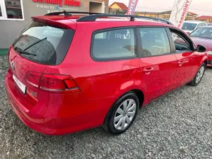 Volkswagen Passat Variant 2.0 TDI BlueMotion Technology DSG Highline - imagine 2