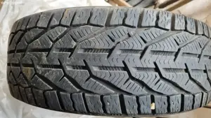 Anvelope de iarna 195 55 r15
