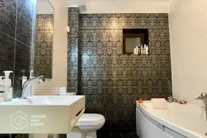 Apartament cu 5 camere și demisol mare, 2 bai, intrare separată - imagine 14