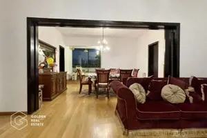 Apartament cu 5 camere și demisol mare, 2 bai, intrare separată - imagine 2