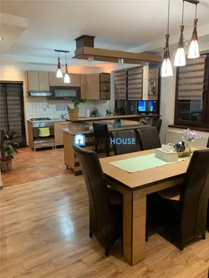 Casa recenta  mobilata si utilata  in zona semicentrala Fagaras - imagine 5