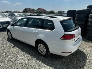Volkswagen Golf - imagine 2