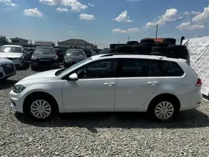 Volkswagen Golf - imagine 3