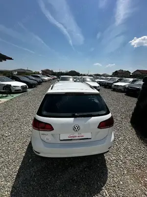 Volkswagen Golf - imagine 7