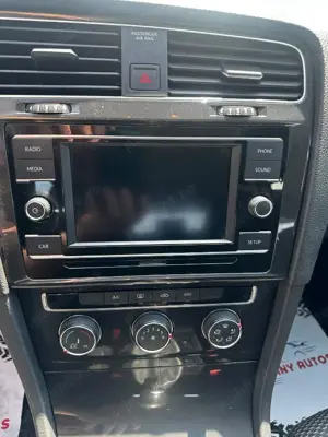 Volkswagen Golf - imagine 16