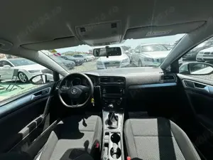 Volkswagen Golf - imagine 10