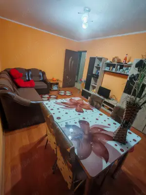 Inchiriez apartament 2 camere - imagine 2