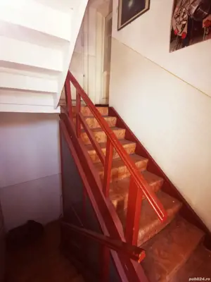  Vand apartament la casa in zona centrala Resita - imagine 5