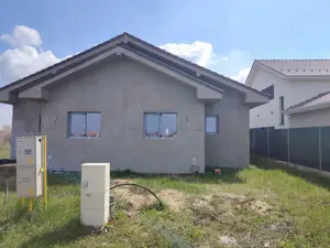 De vanzare duplex situat in Mosnita Noua 120000 euro