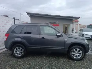 Suzuki Grand Vitara 1.9 DDiS X30 - imagine 2