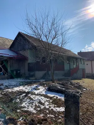 Casă țărănească autentică de vânzare în Sâncraiu - imagine 2