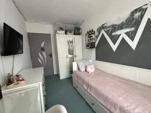 Aradului Vest | 3 camere | Decomandat | Centrală proprie | Mobilat-Utilat - imagine 11