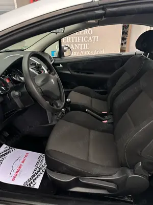 Peugeot  207  - imagine 13