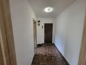 Vand apartament 3 camere Circumvalatiunii McDonald's  - imagine 2