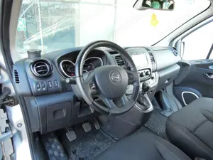 Opel Vivaro 8+1, L2 - imagine 4