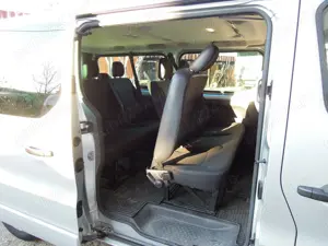 Opel Vivaro 8+1, L2 - imagine 6