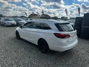 Opel Astra - imagine 2