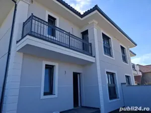1 2Duplex cu 4 camere la cheie,130 mp utili,170 constr,350 mp teren,P+E(in spate la Mall)219000 euro