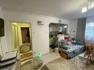 Apartament de vanzare cu 2 camere, 40 mp, zona Mall Hatvan