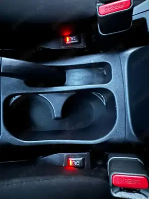 Mitsubishi ASX 1.8 DI-D 2WD Diamant Edition - imagine 17