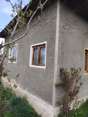 Vând casa cu gradina mare - imagine 7