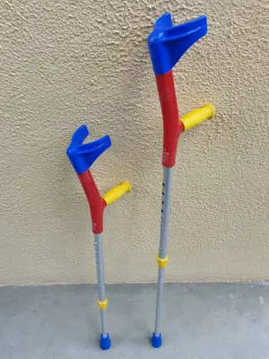 Set carje copii, antebrat, aluminiu, reglabile - imagine 2