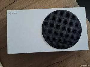 consolă în stare bună de functionare