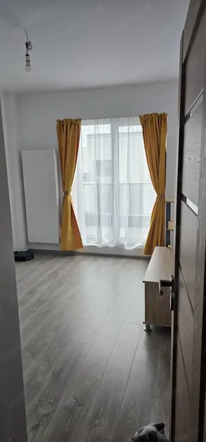 PF vand apartament in regim de PentHouse 80m2 + terasa 40 + loc parcare subteran - imagine 3