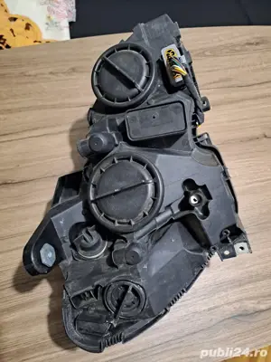 Far Mercedes C clas an 2007 berlină.  - imagine 4