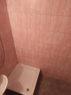 garsoniera de inchiriat Oltenitei mobilata si utilata - imagine 3 garsoniera de inchiriat Oltenitei mobilata si utilata - imagine 3