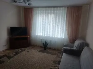 Apartament 3 camere de inchiriat zona Unirii