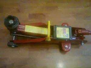 cric hidraulic crocodil 2T