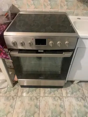 Vand  soba de teracota si aragaz electric cu plita pe inductie - imagine 2