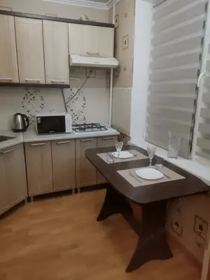 de inchiriat garsoniera zona Lujerului